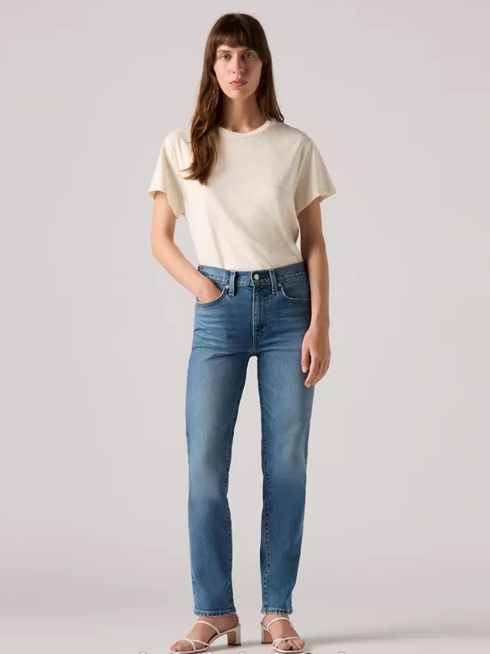 Levi’s 724 High-Rise Straight Women's Jeans in Medium Blue Size 32 NWT